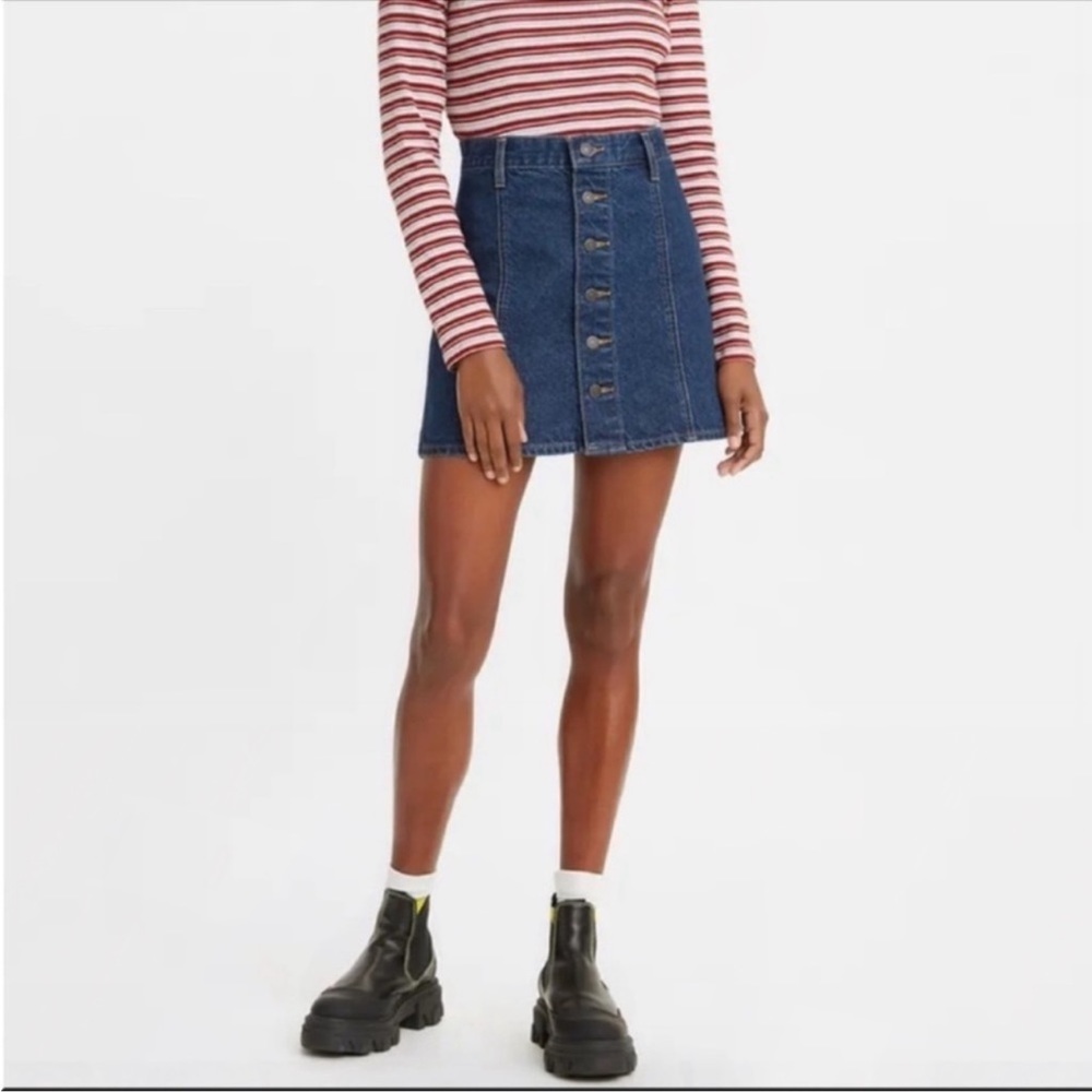 Levi's high rise button front denim skirt - Picture 5 of 8